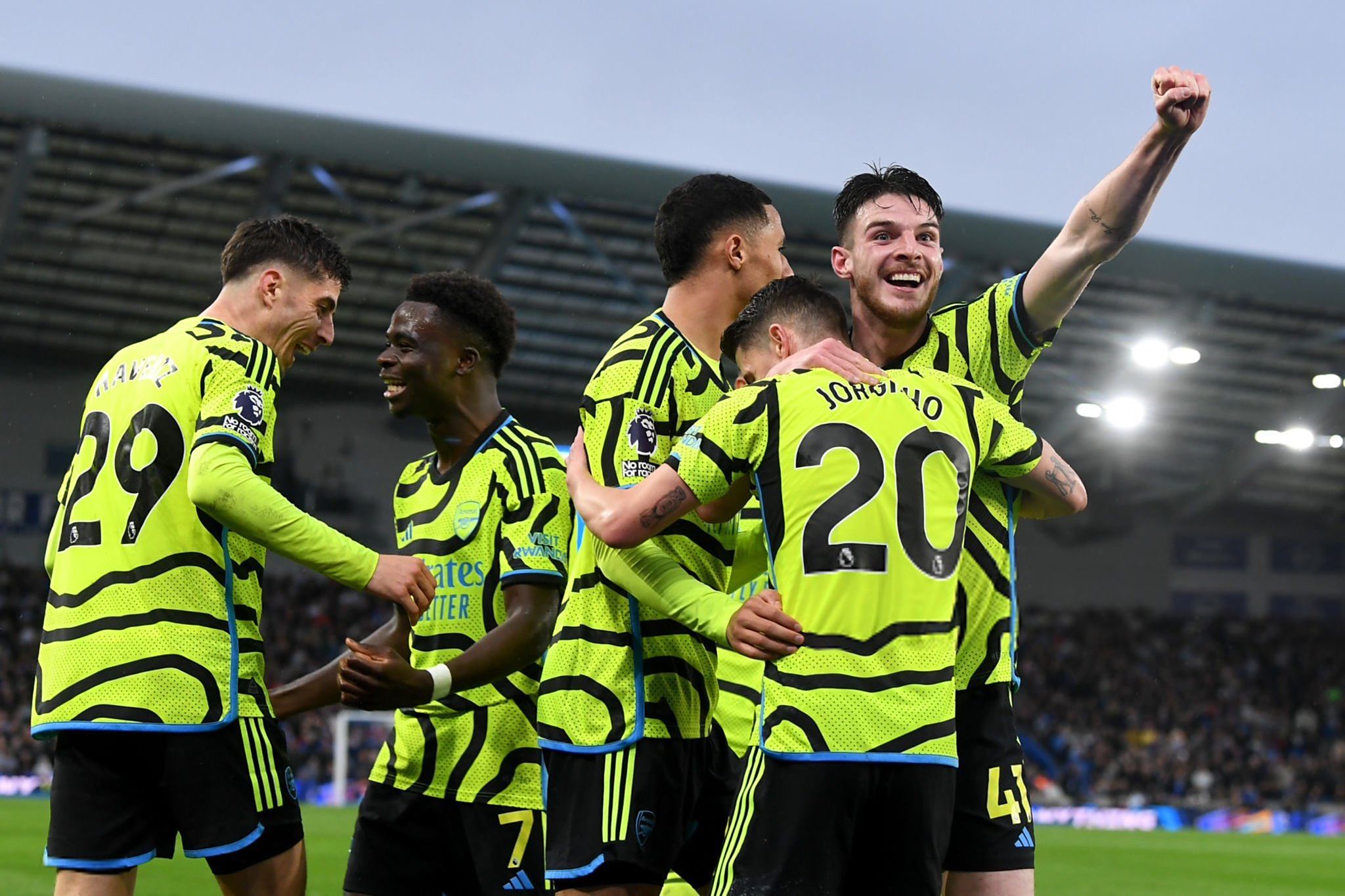 yabo sports-转会期突围战来临，多伦多猛龙围绕英超主帅复盘，悬念犹存，赛季目标并未改变-yabo sports